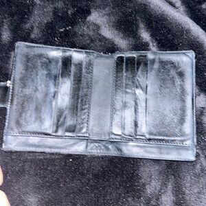 Authentic 🎈Chanel wallet